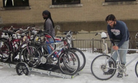 winter trailer loading